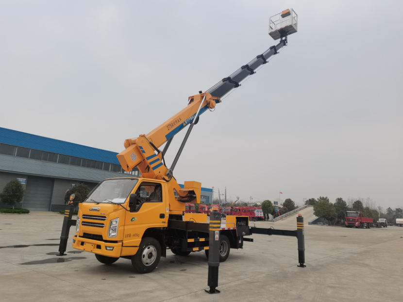 蓝牌27米直臂伸缩式   高空作业车