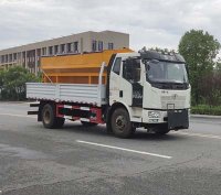 国六解放除雪车