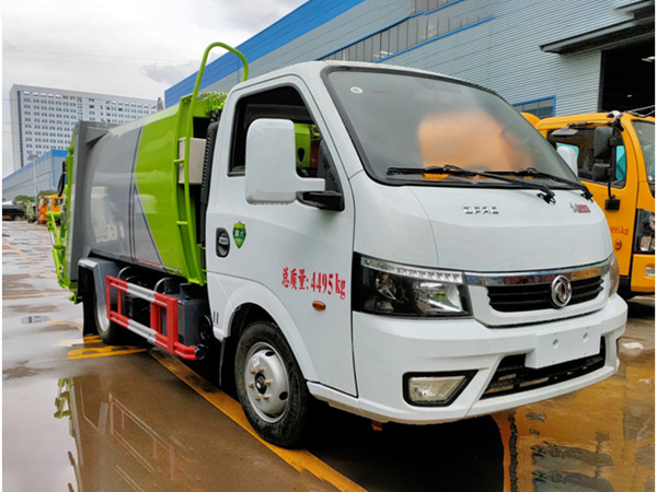 途逸3.5方压缩垃圾车