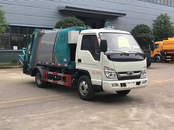福田时代5.8方压缩垃圾车 - 全柴150马力